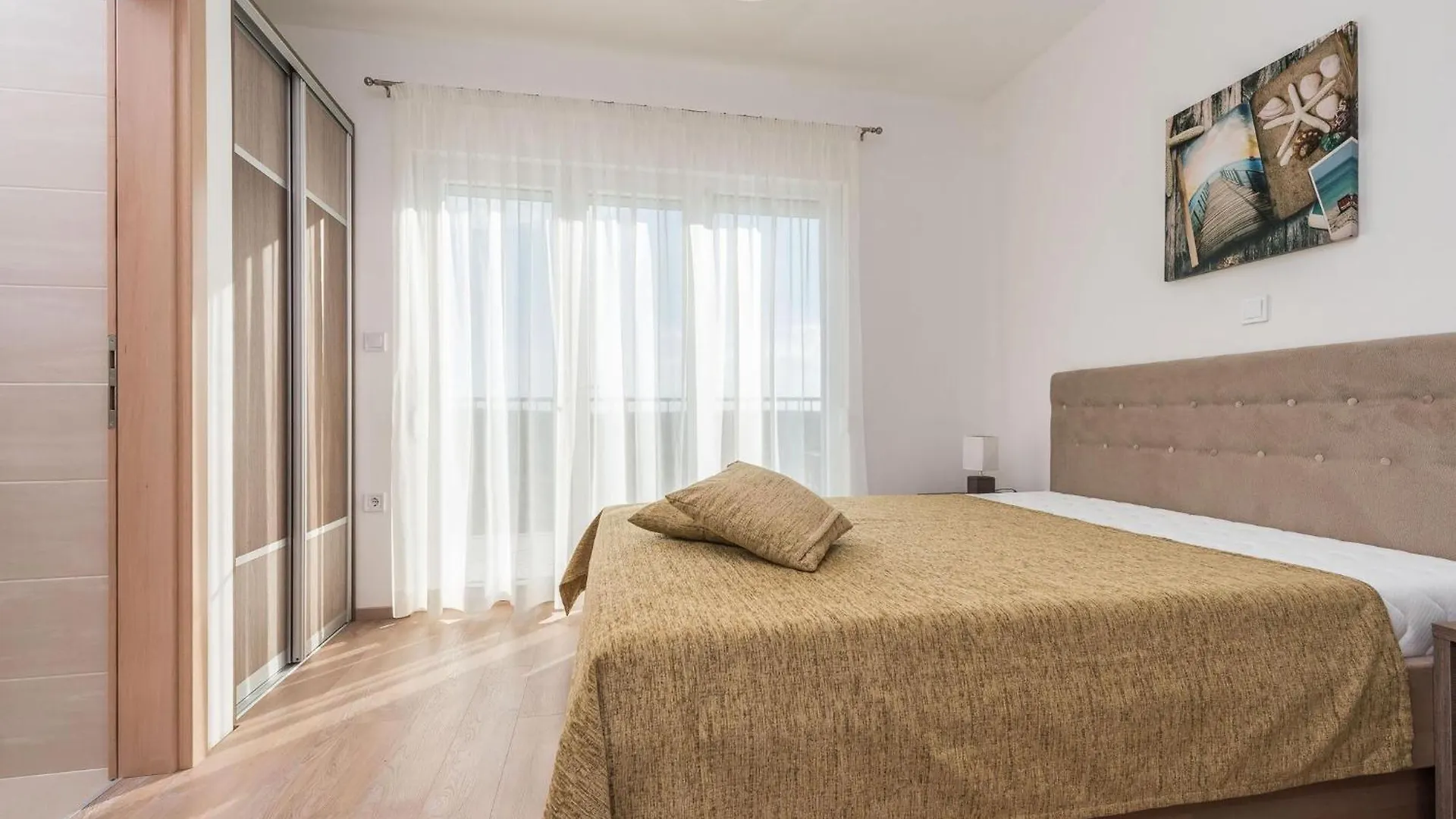 Nicely Decorated Villa With Swimming Pool Sukosan Croatia